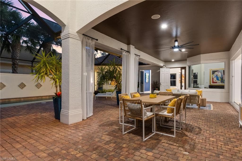 5066 Rustic Oaks Cir, Naples, FL 34105-47