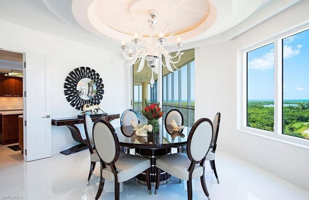 13675 Vanderbilt Dr 810, Naples, FL 34110-9
