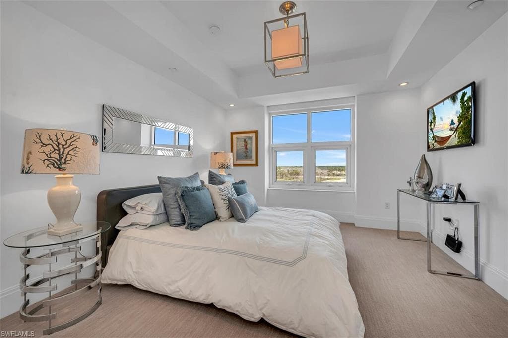 13675 Vanderbilt Dr 810, Naples, FL 34110-15