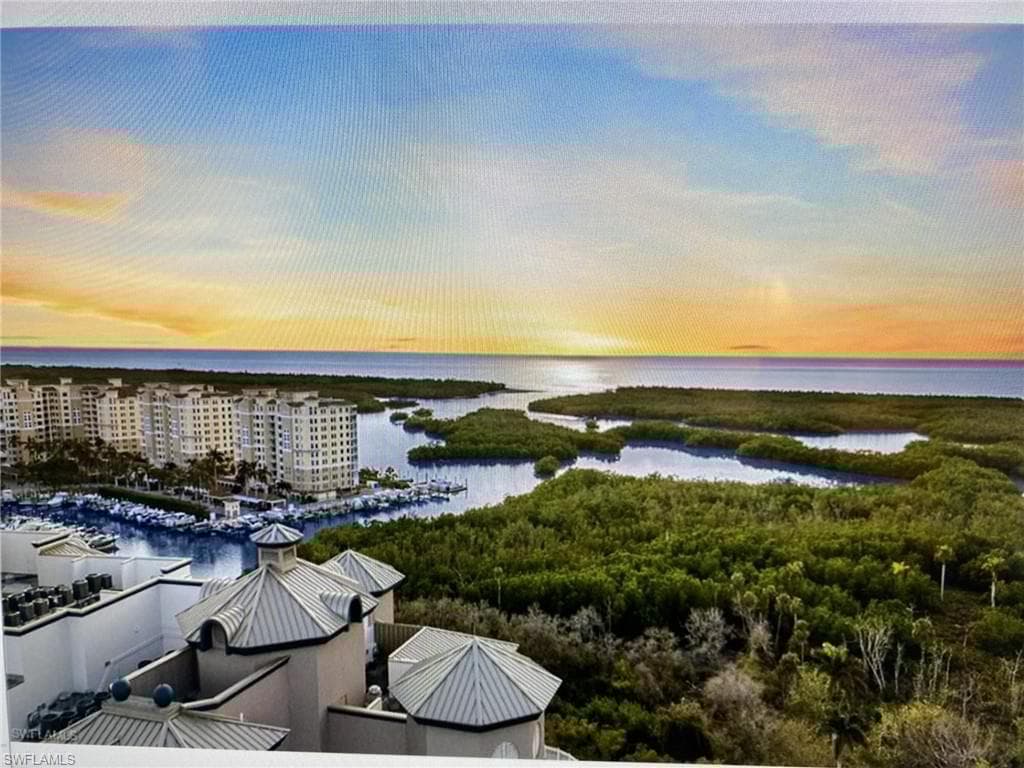 13675 Vanderbilt Dr 810, Naples, FL 34110-29