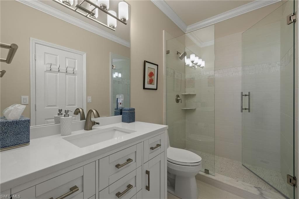 945 Eastham Way H203, Naples, FL 34104-26