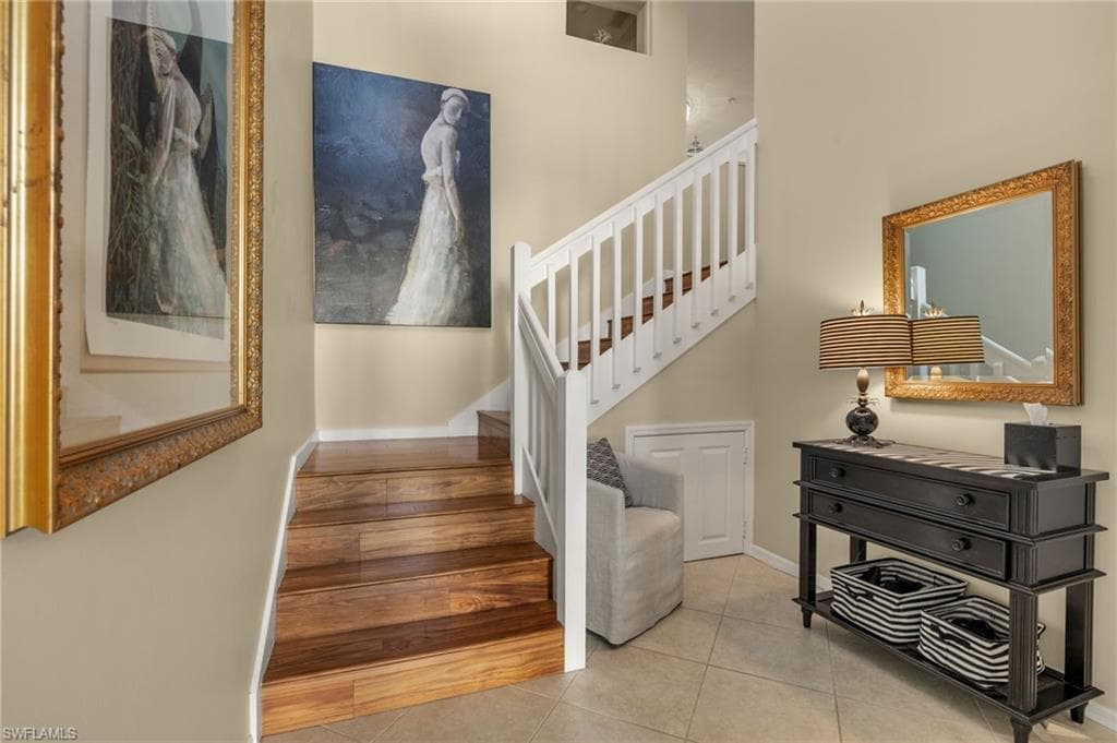 945 Eastham Way H203, Naples, FL 34104-3