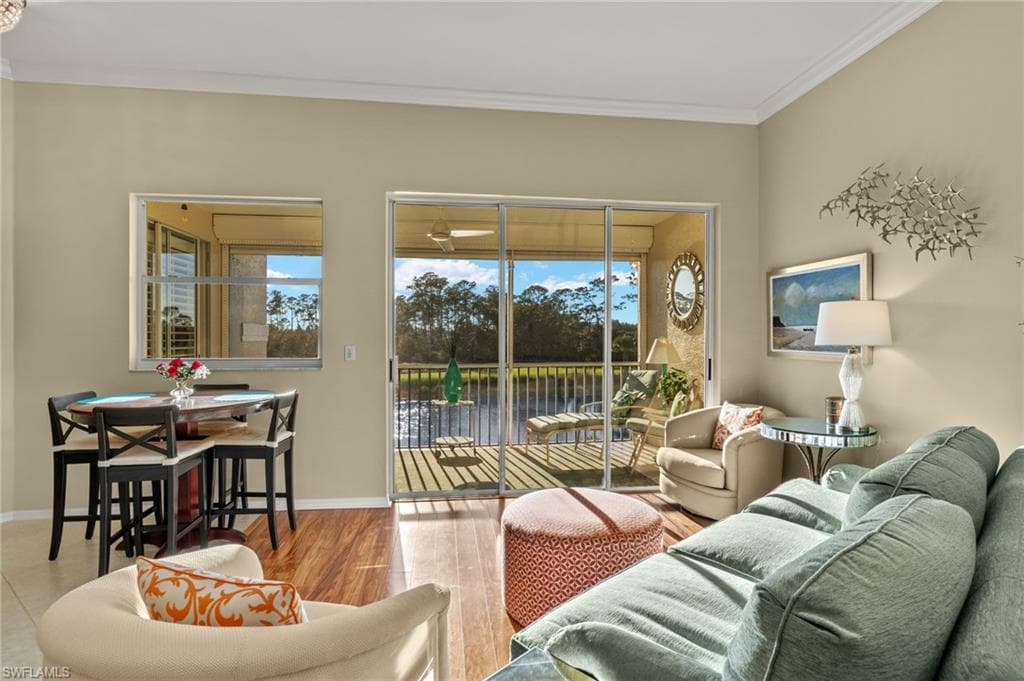 945 Eastham Way H203, Naples, FL 34104-4