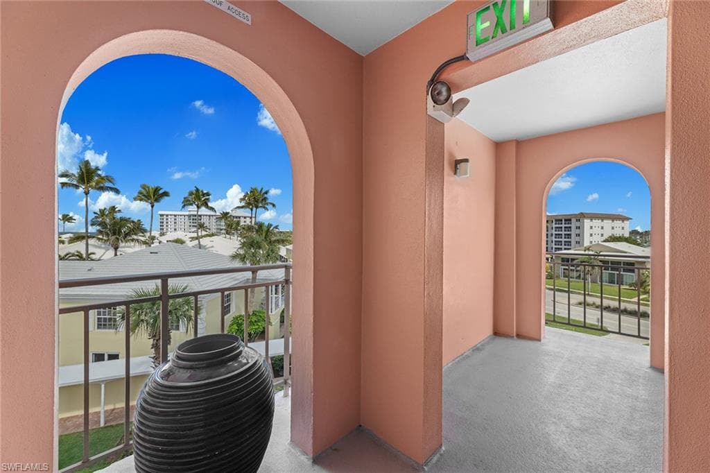 2401 Gulf Shore Blvd N 44, Naples, FL 34103-36