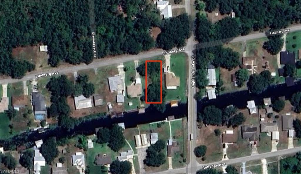1543 Lindberg Ave, Lake Placid, FL 33852-2