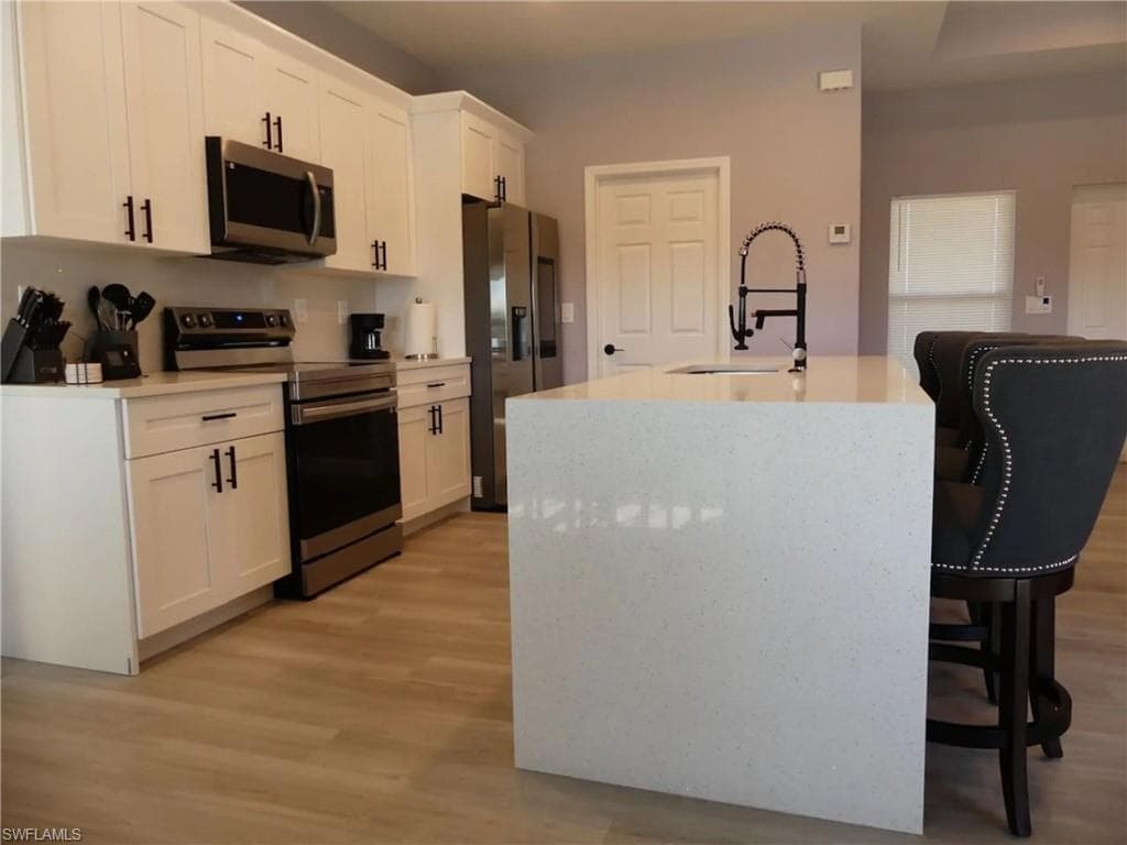 822 20th St, Cape Coral, FL 33909-5