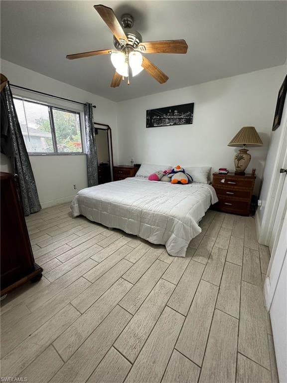 4865 22nd Ave SW, Naples, FL 34116-6