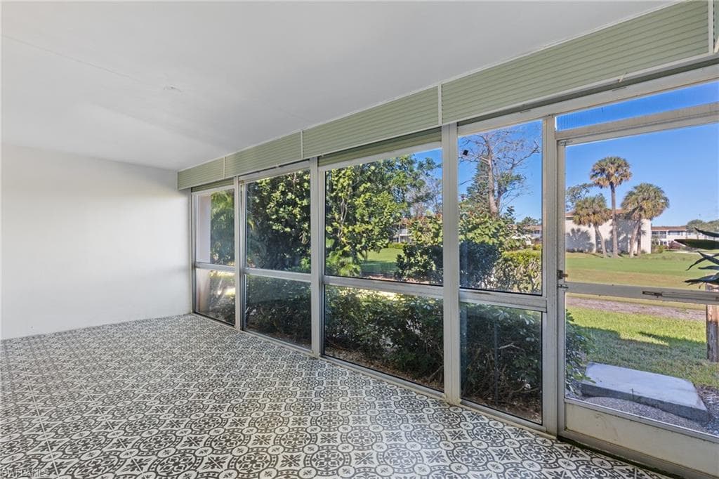 4000 Estero Bay Ln F25, Naples, FL 34112-23