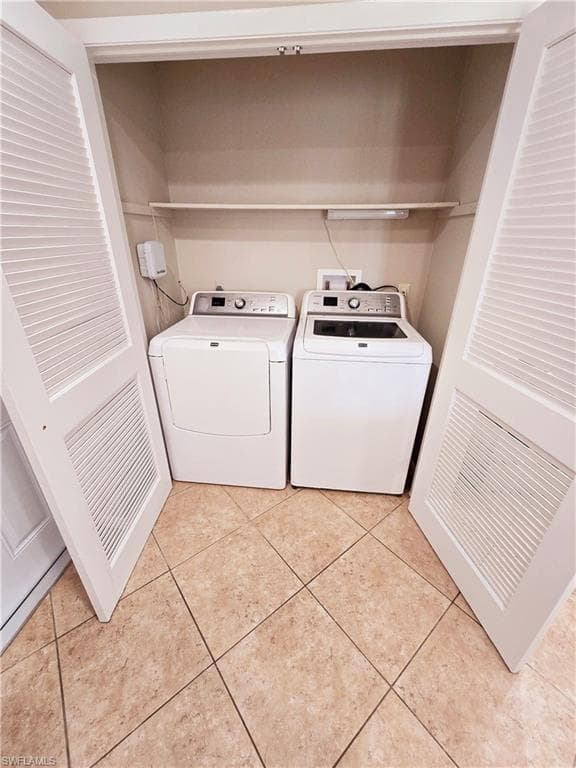 1404 15th St, Cape Coral, FL 33990-10