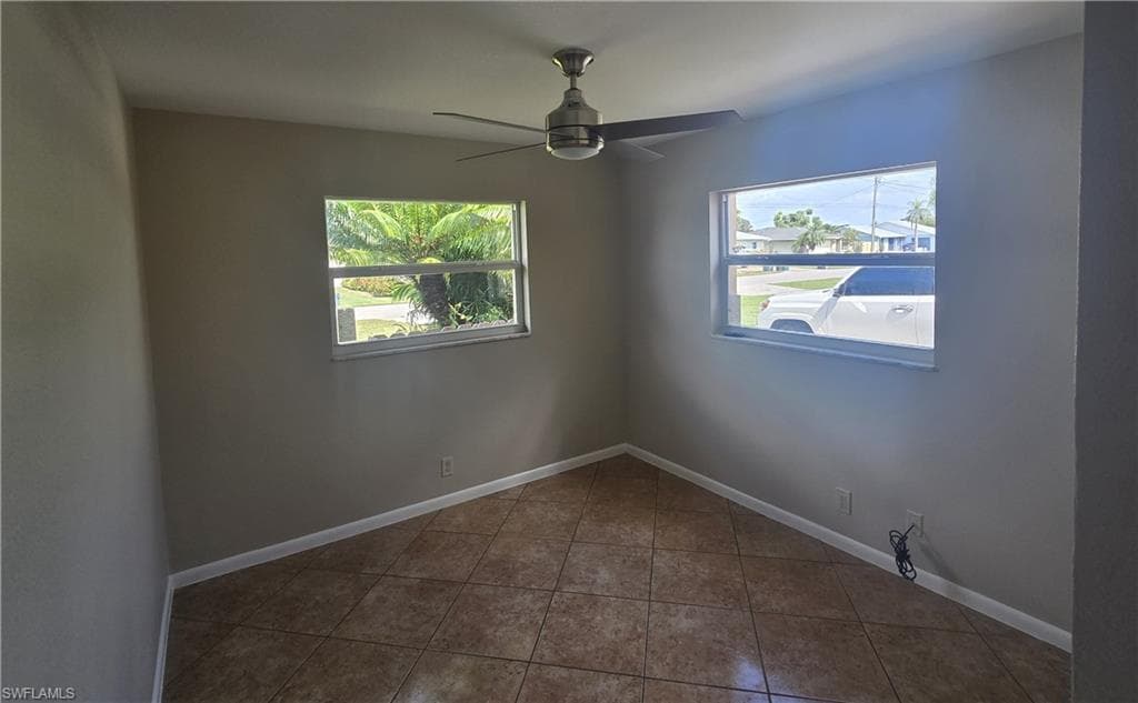 1404 15th St, Cape Coral, FL 33990-18