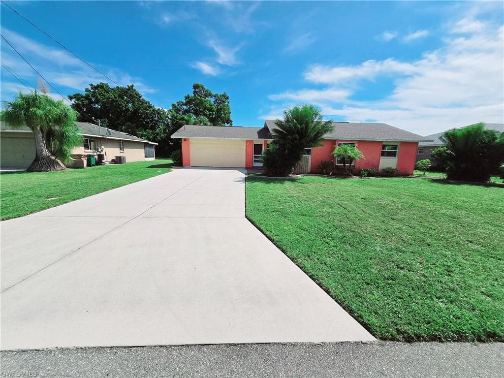 1404 15th St, Cape Coral, FL 33990-27