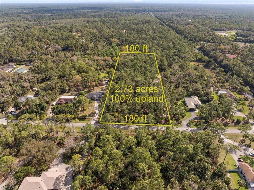 810 20th Ave NW, Naples, FL 34120-2