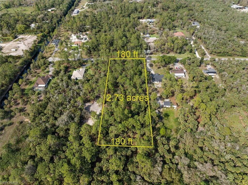 810 20th Ave NW, Naples, FL 34120-3