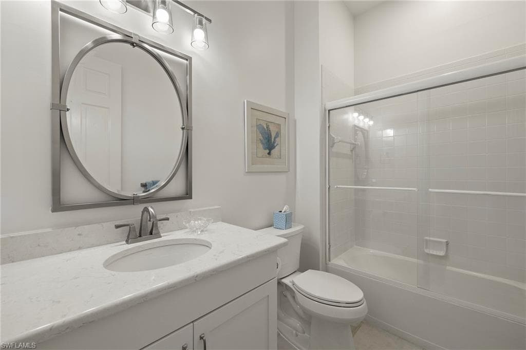 815 Bentwater Cir 203, Naples, FL 34108-15