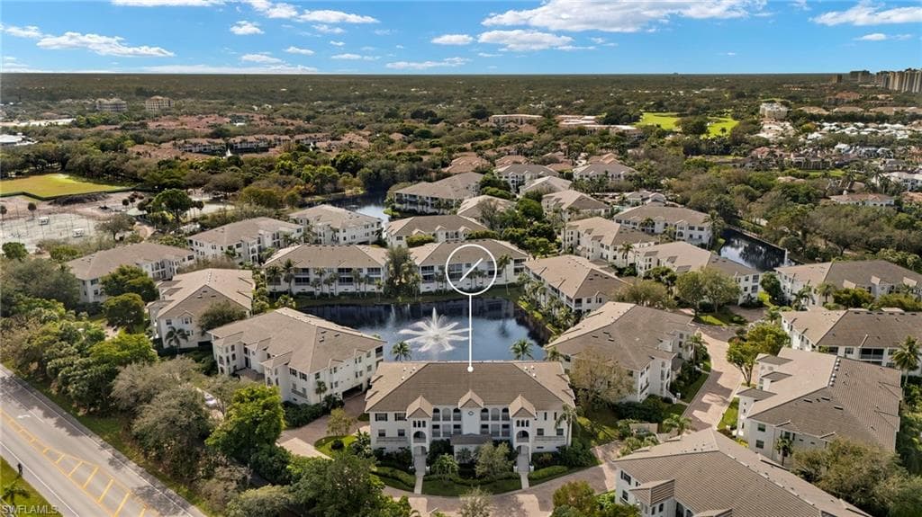815 Bentwater Cir 203, Naples, FL 34108-20