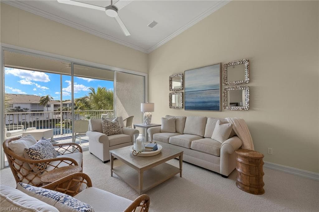 815 Bentwater Cir 203, Naples, FL 34108-8