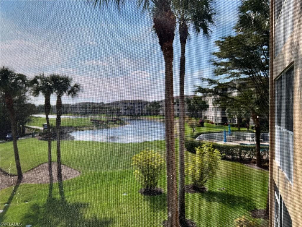 3820 Sawgrass Way 3027, Naples, FL 34112-4