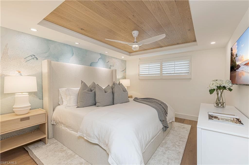 320 14th Ave S 320e, Naples, FL 34102-10