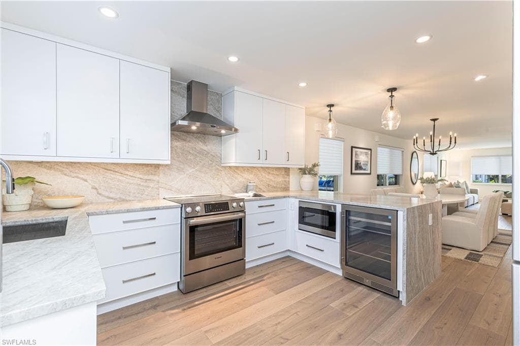 320 14th Ave S 320e, Naples, FL 34102-2