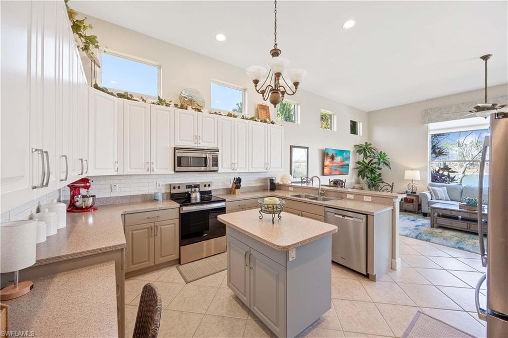 1095 Port Orange Way, Naples, FL 34120-13