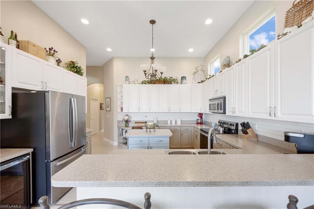 1095 Port Orange Way, Naples, FL 34120-16