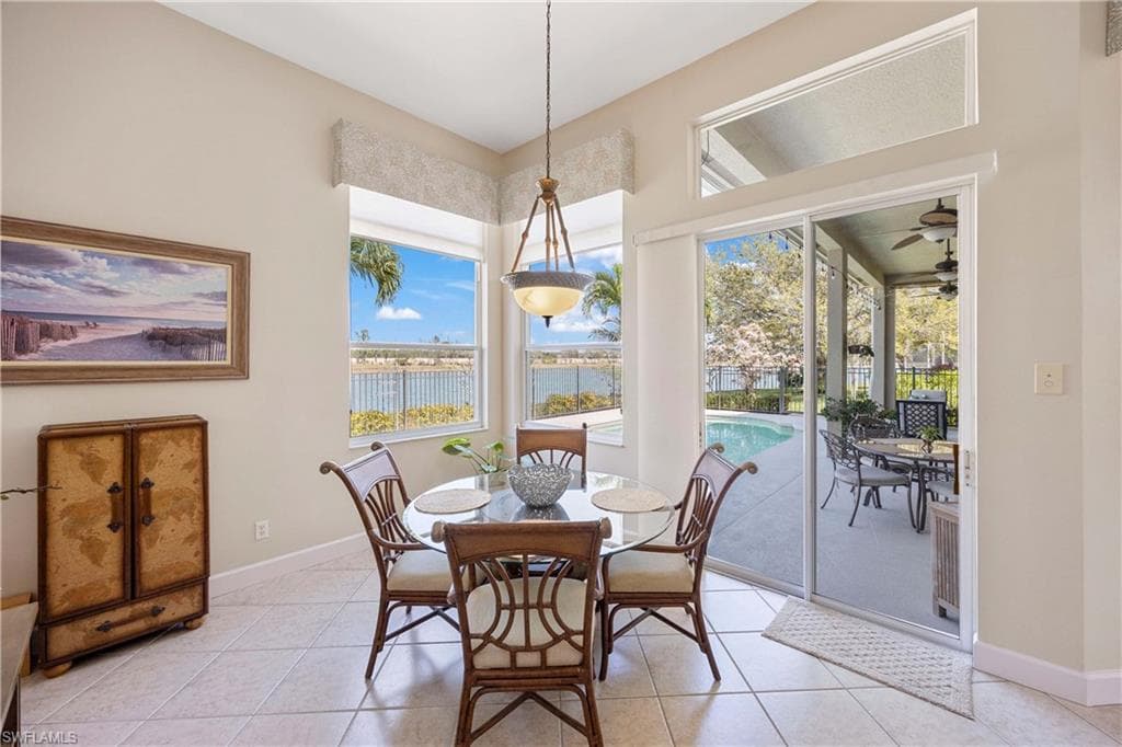 1095 Port Orange Way, Naples, FL 34120-20