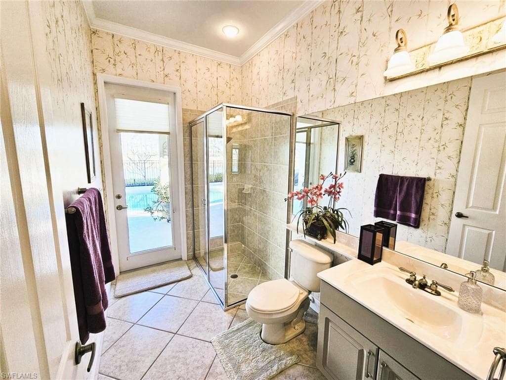 1095 Port Orange Way, Naples, FL 34120-22