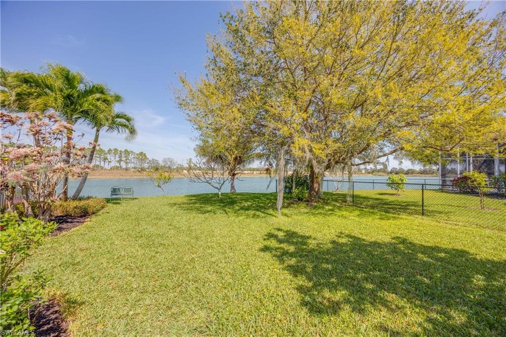1095 Port Orange Way, Naples, FL 34120-37