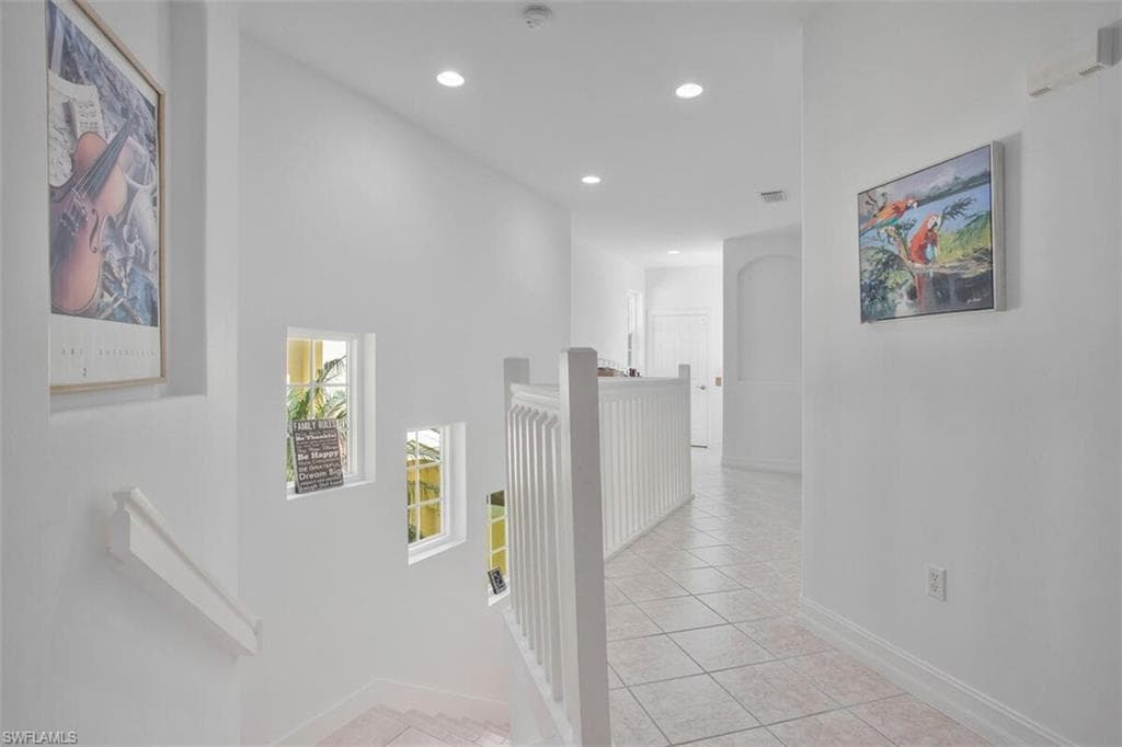 1277 Rialto Way 201, Naples, FL 34114-9
