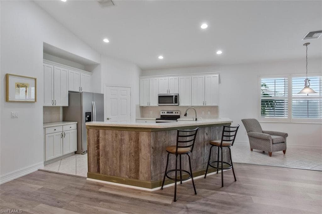 1277 Rialto Way 201, Naples, FL 34114-20