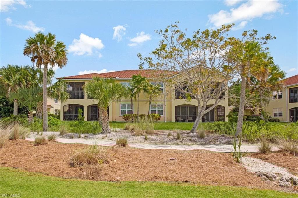 1277 Rialto Way 201, Naples, FL 34114-46