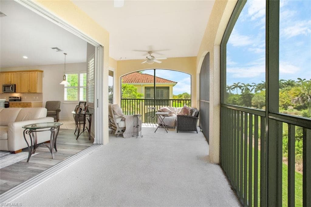 1277 Rialto Way 201, Naples, FL 34114-7