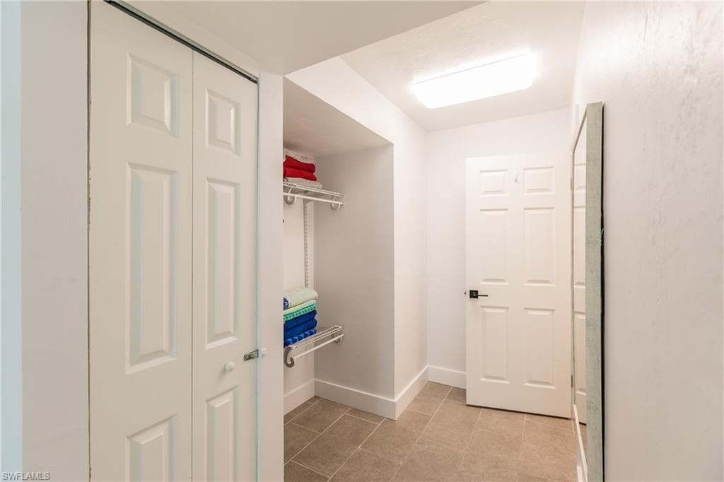 600 Neapolitan Way 152, Naples, FL 34103-10
