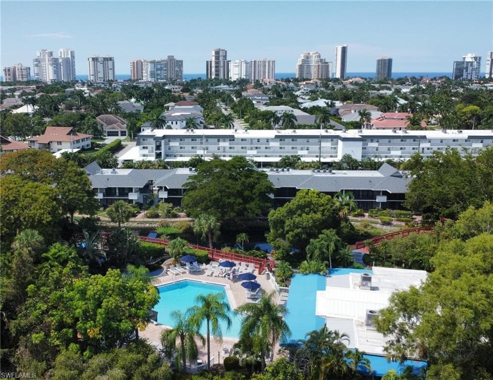 600 Neapolitan Way 152, Naples, FL 34103-23