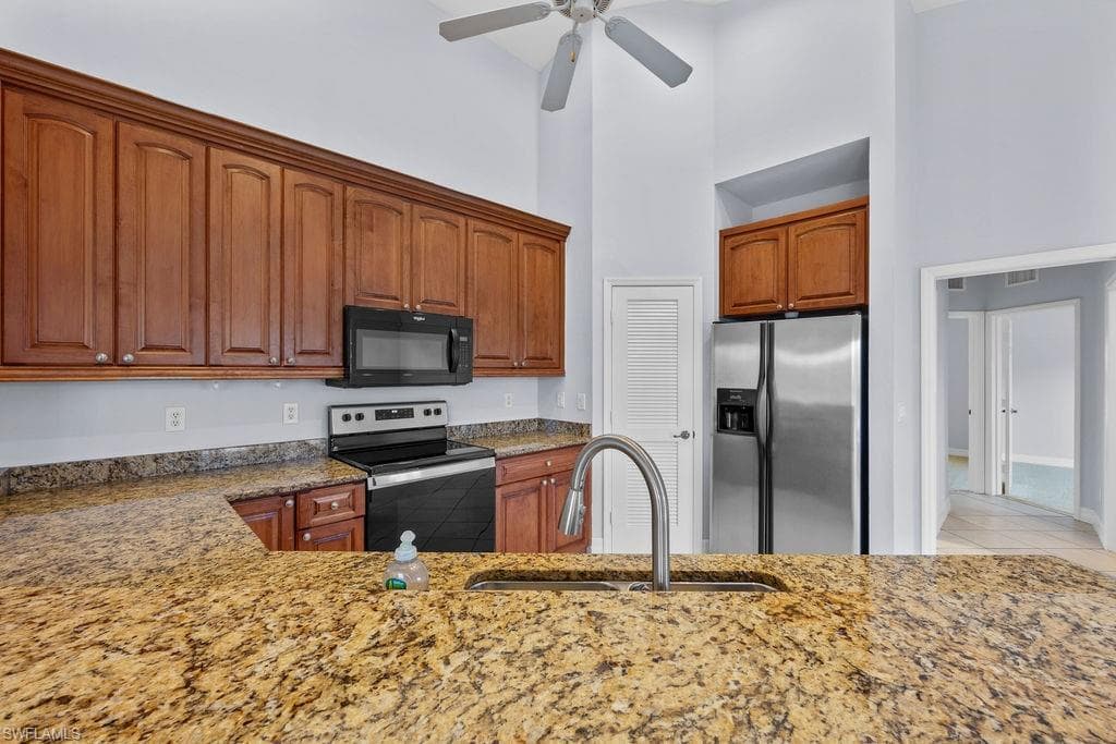 18245 Hemlock Rd, Fort Myers, FL 33967-4