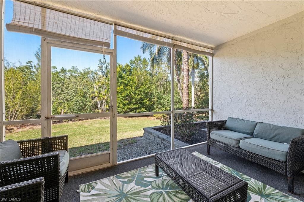 3021 Sandpiper Bay Cir E101, Naples, FL 34112-16
