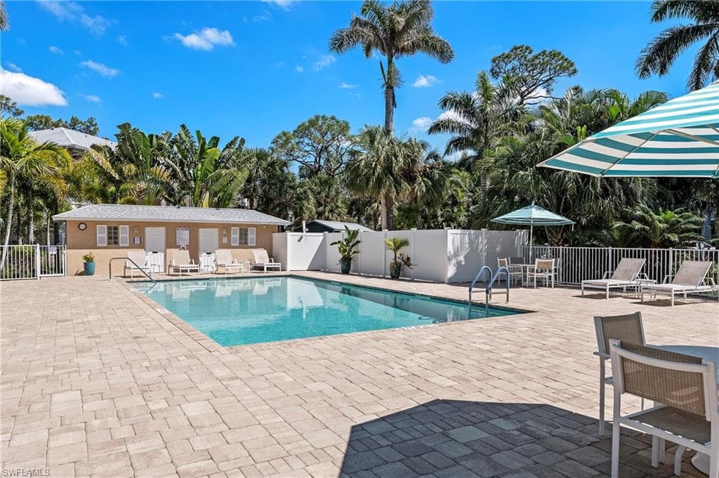 3021 Sandpiper Bay Cir E101, Naples, FL 34112-21