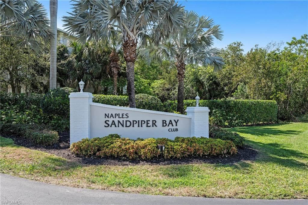 3021 Sandpiper Bay Cir E101, Naples, FL 34112-22