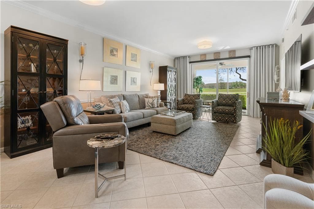 2690 Cypress Trace Cir 3214, Naples, FL 34119-2