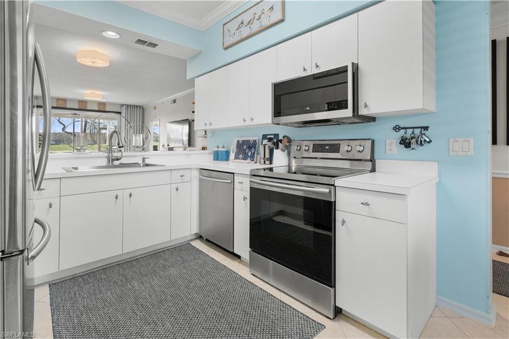 2690 Cypress Trace Cir 3214, Naples, FL 34119-4