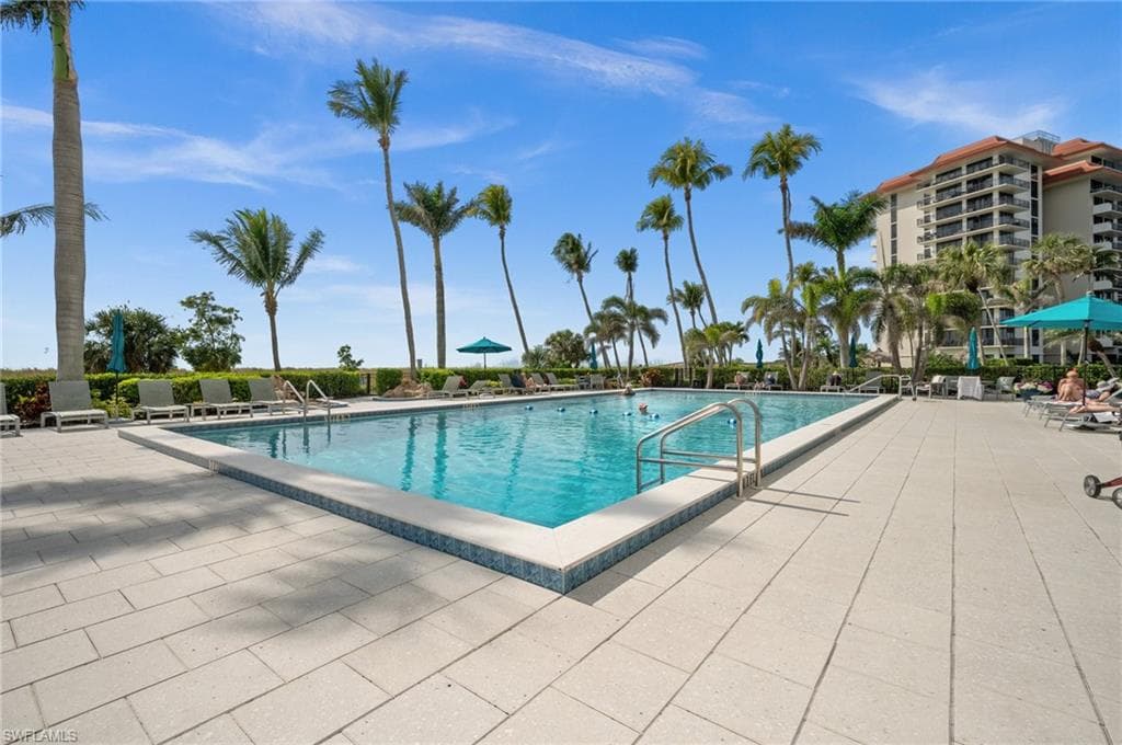 140 Seaview Ct 302n, Marco Island, FL 34145-22