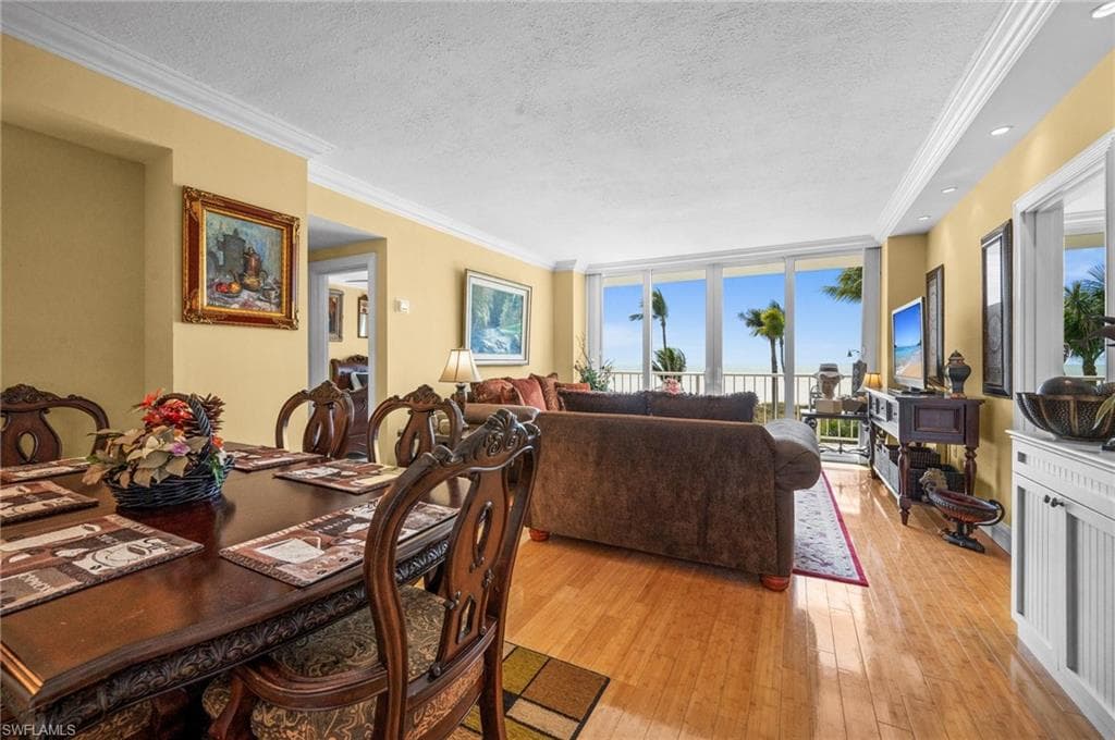 140 Seaview Ct 302n, Marco Island, FL 34145-4