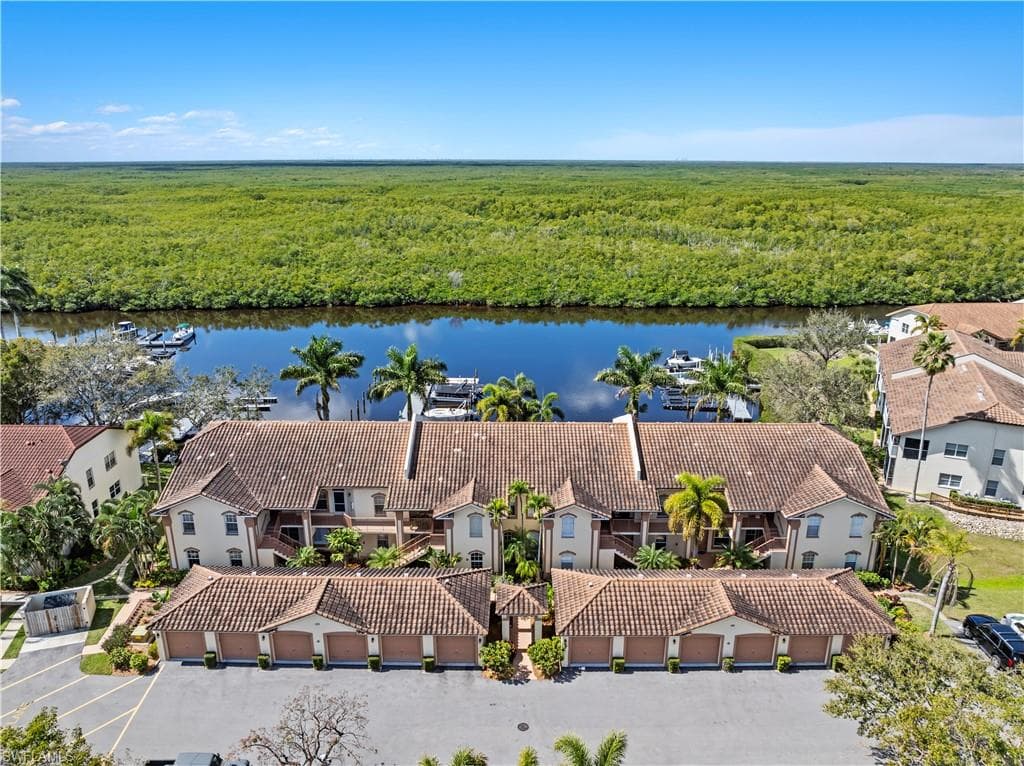 182 Newport Dr 1003, Naples, FL 34114-2