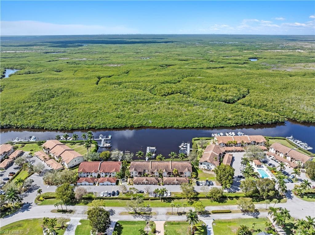 182 Newport Dr 1003, Naples, FL 34114-35