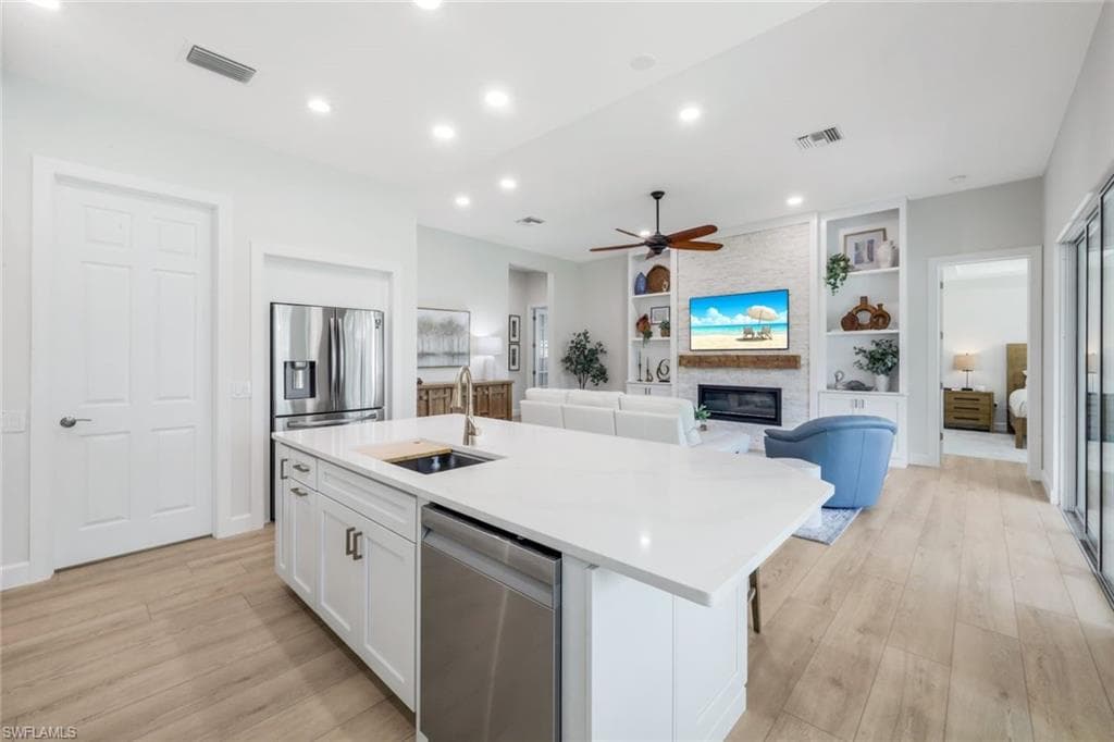 9308 Fieldstone Ln, Naples, FL 34120-9