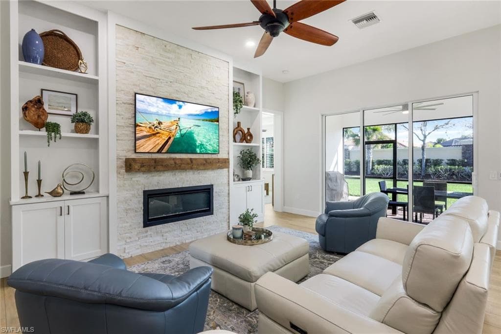 9308 Fieldstone Ln, Naples, FL 34120-13