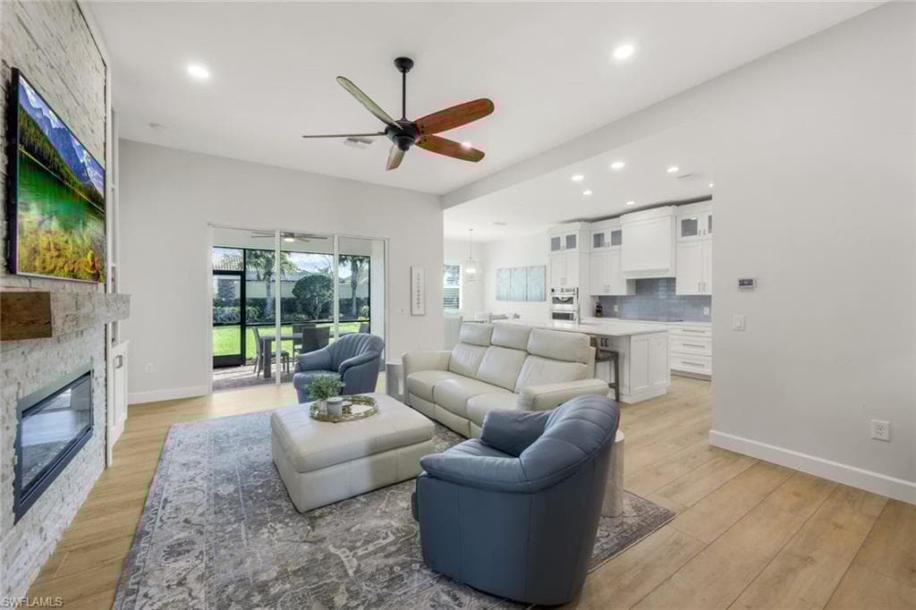 9308 Fieldstone Ln, Naples, FL 34120-14