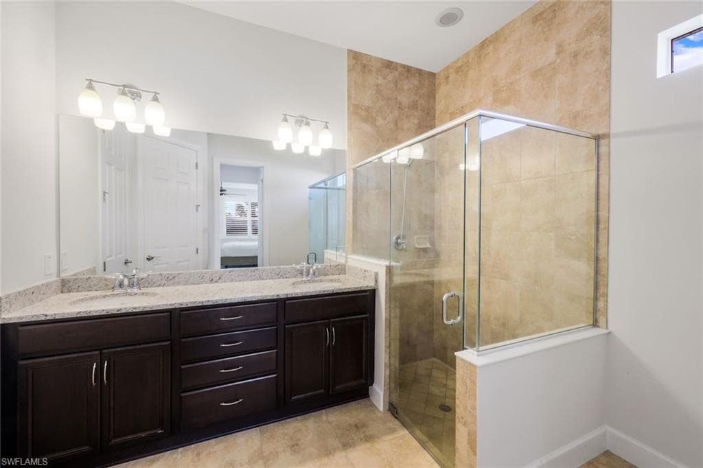 9308 Fieldstone Ln, Naples, FL 34120-19