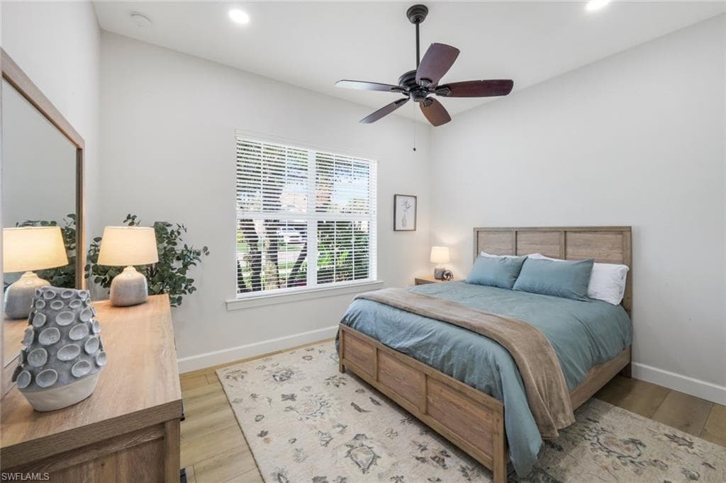 9308 Fieldstone Ln, Naples, FL 34120-21