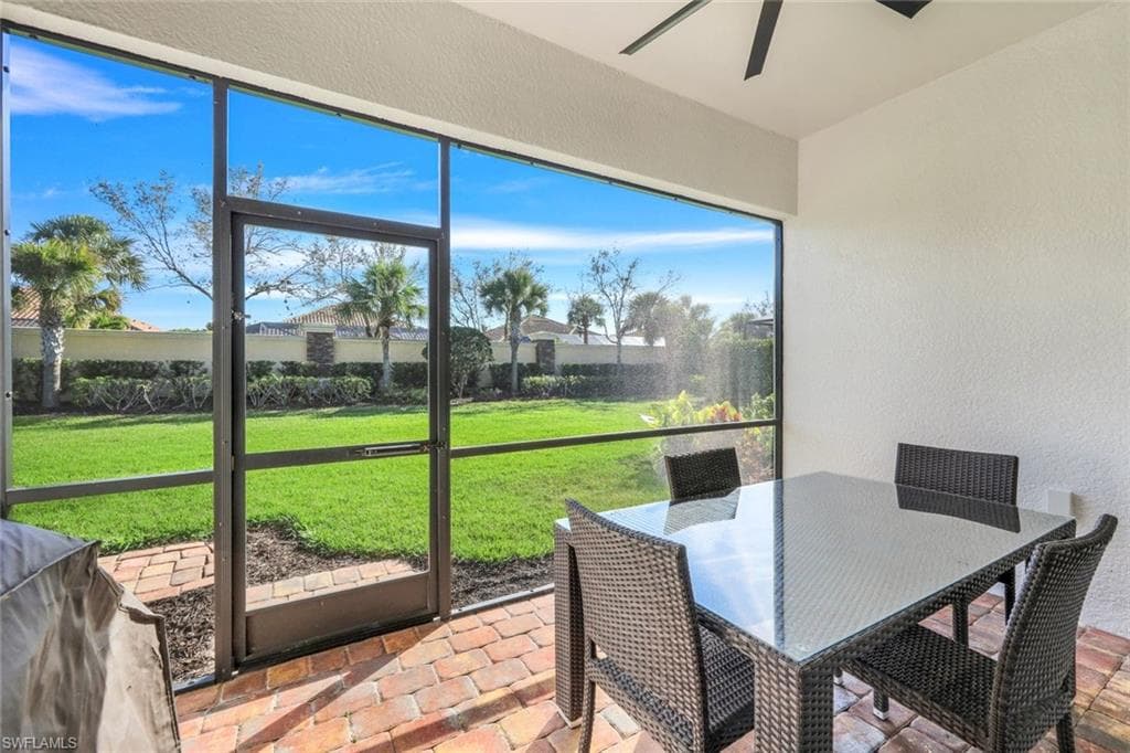 9308 Fieldstone Ln, Naples, FL 34120-24